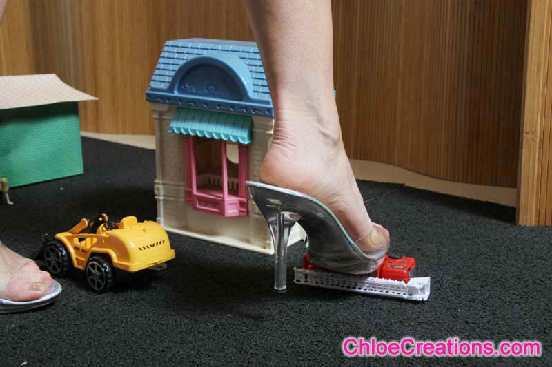 giantess_a21_0604